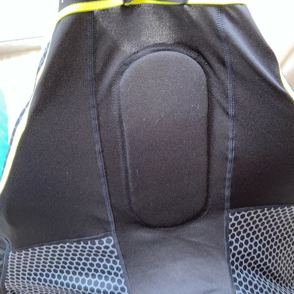 McDavid 7 Pad 3/4 Tight w/HardShell Thigh Guards🏈 - Picture 8 of 10